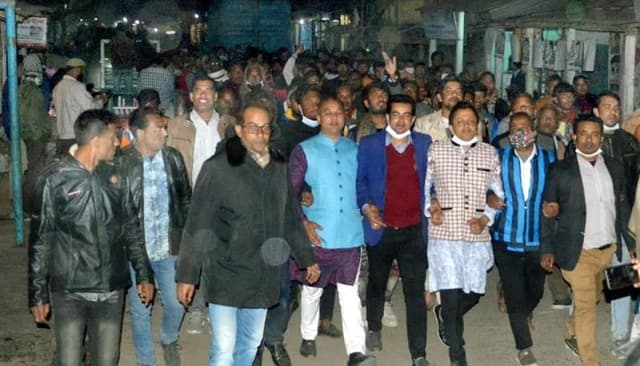 গোপালপুর পৌর নির্বাচন নৌকাকে বিজয়ী করতে শেষ মুহুর্তে প্রচারনা