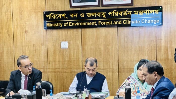 প্রথম দিনেই দুর্নীতির বিরুদ্ধে কঠোর বার্তা পরিবেশমন্ত্রীর