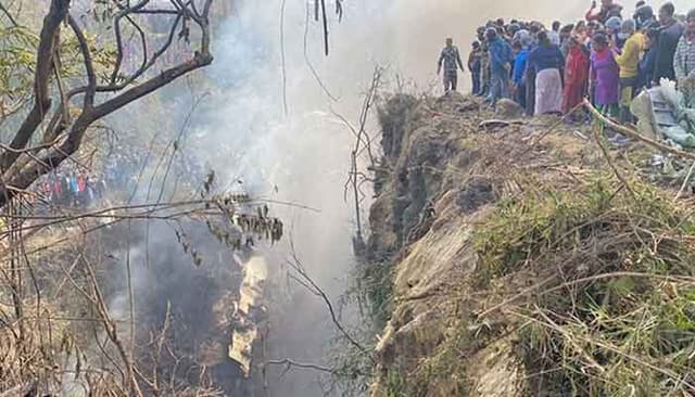 নেপালে প্লেন বিধ্বস্ত, ৪০ লাশ উদ্ধার