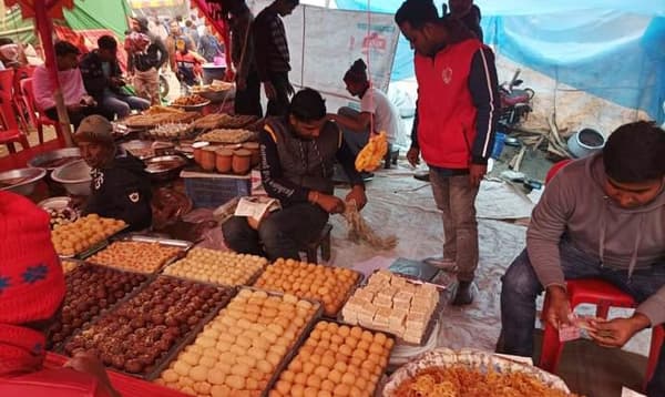 আত্রাইয়ে ঐতিহ্যবাহি ‘সীতাতলার মেলা’ শুরু
