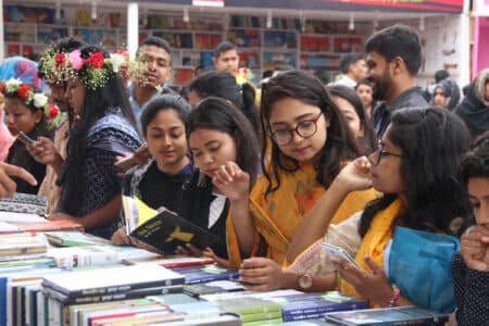 দুই সপ্তাহ পিছিয়ে বইমেলা শুরু হতে পারে ১৫ ফেব্রুয়ারি