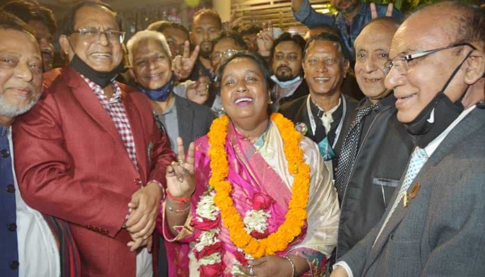 জয়ের উল্লাস আইভীর সমর্থকদের