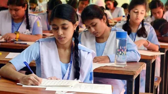 বাতিল হচ্ছে জেএসসি-জেডিসি পরীক্ষা