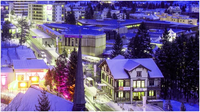 বিশ্বের ৪২ ট্রিলিয়ন সম্পদের ৬৭ শতাংশের মালিকানা ১% ধনীর হাতে