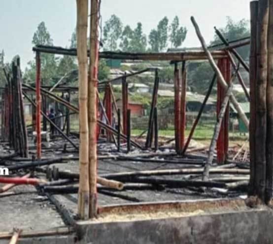 উখিয়ায় রোহিঙ্গা ক্যাম্পে ৪ শিশু কেন্দ্র পুড়ে ছাঁই