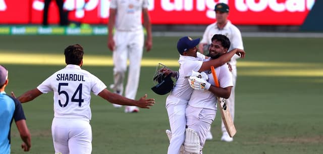 অস্ট্রেলিয়ার বিপক্ষে ব্রিসবেন টেস্টে ঐতিহাসিক জয় পেল ভারত