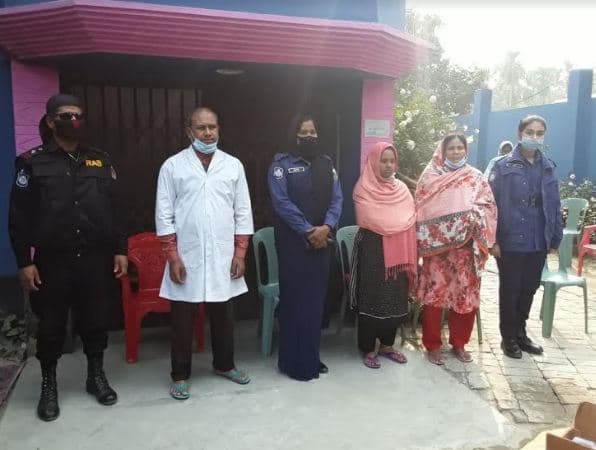 নাটোরে ভূয়া আয়ুর্বেদিক ঔষধ কারখানায় তিন জনের কারাদন্ড, জরিমানা
