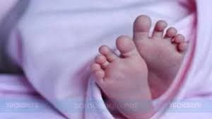 সাতক্ষীরা সড়কে ইজিবাইক আটক রাখায় প্রাণ গেলো এক নবজাতকের