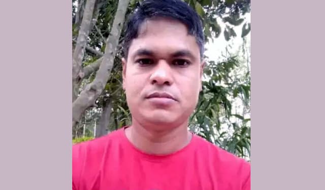 স্ত্রীর যৌতুক ও নির্যাতন মামলায় কলেজ শিক্ষক গ্রেপ্তার
