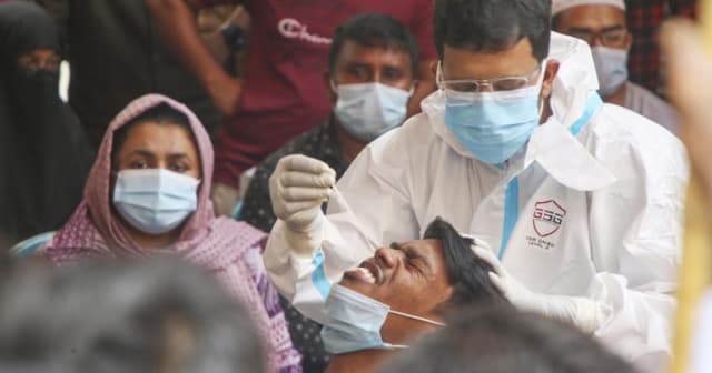 দেশে এক দিনে করোনা শনাক্ত ছাড়াল ১০ হাজার