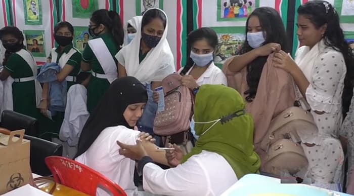 সারা দেশে টিকা কার্যক্রম জোরদার