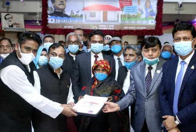 বরিশালে আপন নিবাস পেলেন ১০০৯টি ভূমিহীন পরিবার