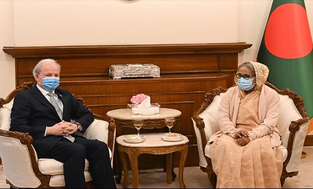 উন্নয়নশীল দেশগুলোকে সহায়তা করতে প্রধানমন্ত্রীর আহ্বান