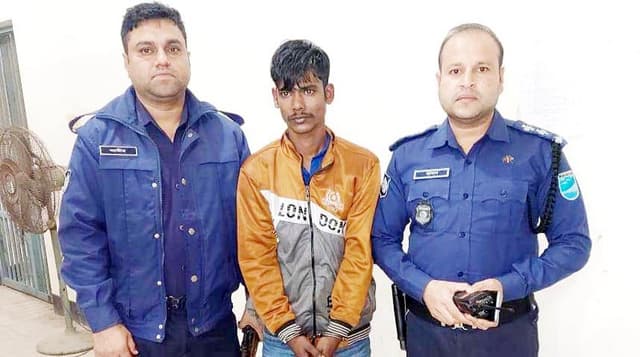 আশুলিয়ায় চিহ্নিত মাদকব্যবসায়ী আটক, গাঁজা উদ্ধার