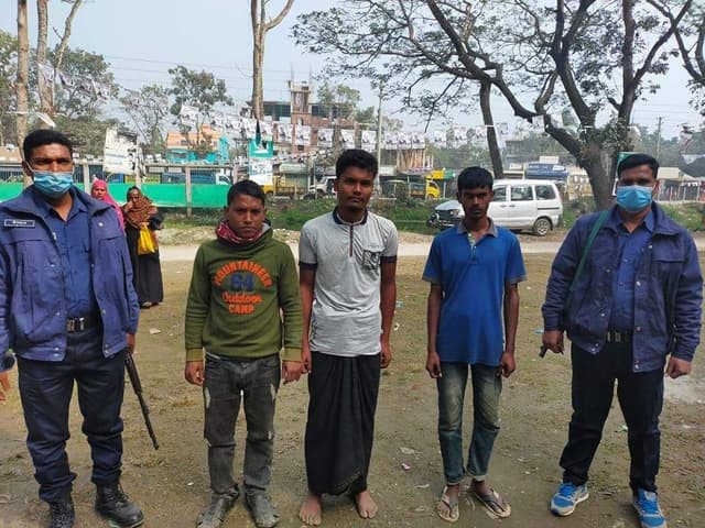 ভূঞাপুরে অবৈধভাবে বালু উত্তোলনের অপরাধে ৩ লক্ষ টাকা জরিমানা