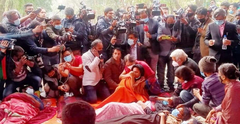 জাফর ইকবালের আশ্বাসে অনশন ভাঙলেন শাবিপ্রবির শিক্ষার্থীরা