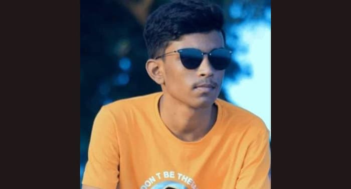 টিকা দিতে গিয়ে বাসচাপায় দুই শিক্ষার্থী নিহত