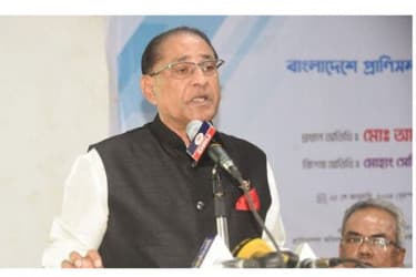 মধ্যস্বত্বভোগীদের জিহ্বা টেনে ধরতে হবে : প্রাণিসম্পদমন্ত্রী