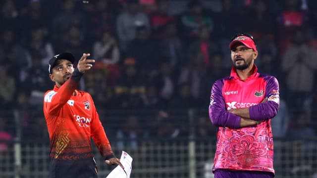 টস জিতে ফিল্ডিংয়ে সিলেট