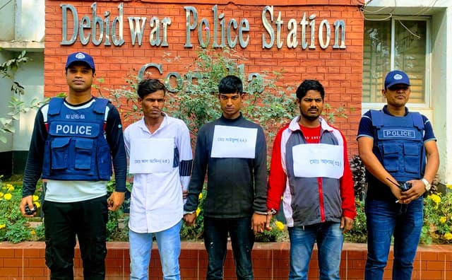 দেবীদ্বারে আন্ত:জেলা গাড়িচোর চক্রের ৩ সদস্য আটক