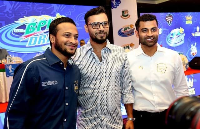 ট্যাক্স কার্ড পাচ্ছেন মাশরাফি সাকিব ও তামিম