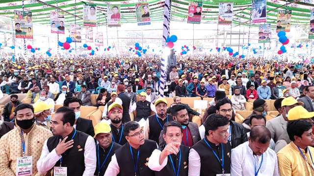 প্রতিমন্ত্রীর উপস্থিতে বিধিনিষেধ উপেক্ষা করে আ.লীগের সম্মেলন