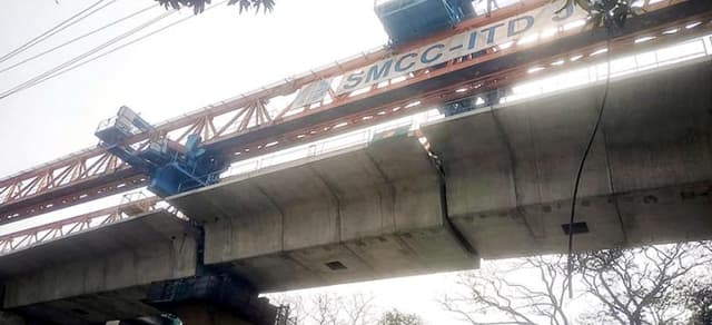 মেট্রোরেলে বসলো শেষ স্প্যান