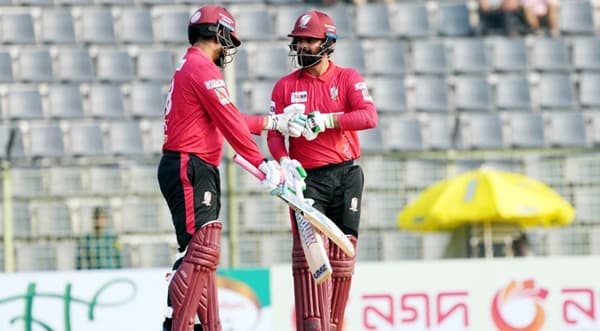 জয় দিয়ে বিপিএল শুরু বরিশালের হ্যাটট্রিক হার
