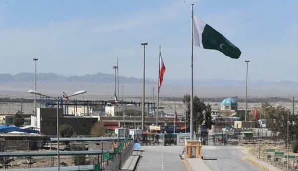 তেহরানে ৯ পাকিস্তানিকে গুলি করে হত্যা, দায় স্বীকার করেনি কেউ