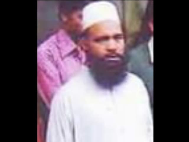 ফরিদপুরে মাদ্রাসার সুপার কতৃক স্কুল শিক্ষকের বাড়ি দখল