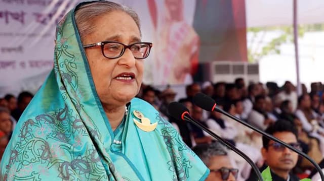 রাজশাহীতে নৌকায় ভোট চাইলেন প্রধানমন্ত্রী, করালেন ওয়াদা