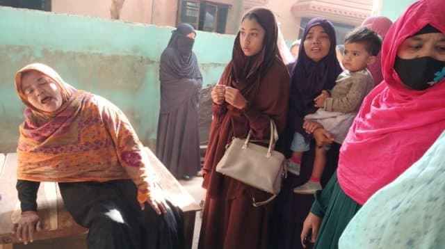 প্রেম করে বিয়ে, স্ত্রীকে হত্যা করে স্বামীর আত্মহত্যা