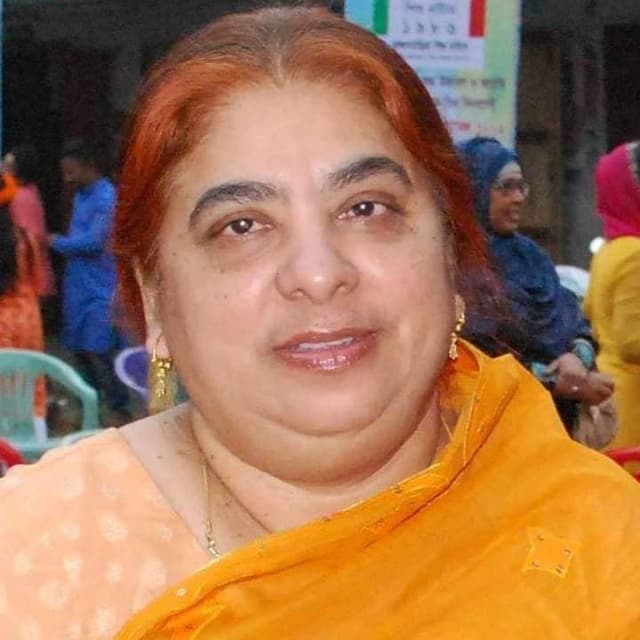 ব্রাহ্মণবাড়িয়া পৌর নির্বাচনে নৌকার প্রার্থী হলেন নায়ার কবির