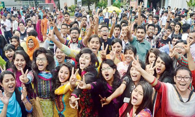 জিপিএ-৫ পেয়েছেন ১ লাখ ৬১ হাজার শিক্ষার্থী