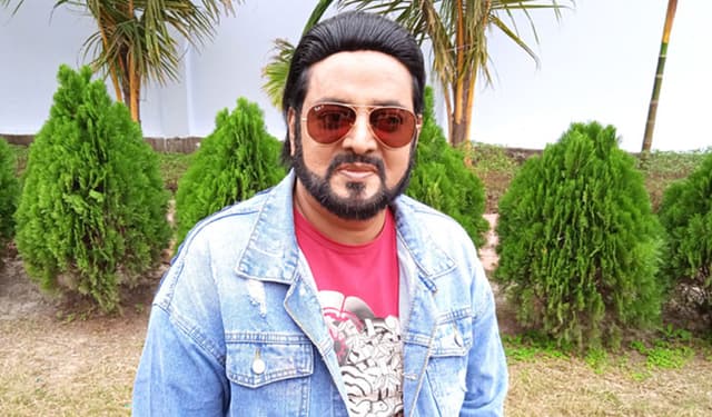 শিল্পীদের পাশে থাকার জন্য সভাপতি হওয়ার দরকার নেই :ডিপজল