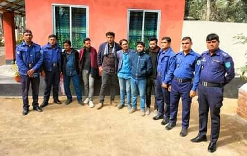 জোরপূর্বক জমি দখলের চেষ্টা; ছাত্রলীগ নেতাসহ গ্রেপ্তার ৬