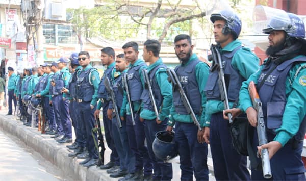 বরিশালে কালো পতাকা মিছিল করেনি বিএনপি, আটক ২