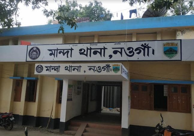 ক্ষেত থেকে সবজি নিয়ে বাড়ি ফেলা হলোনা কৃষক আমজাদের