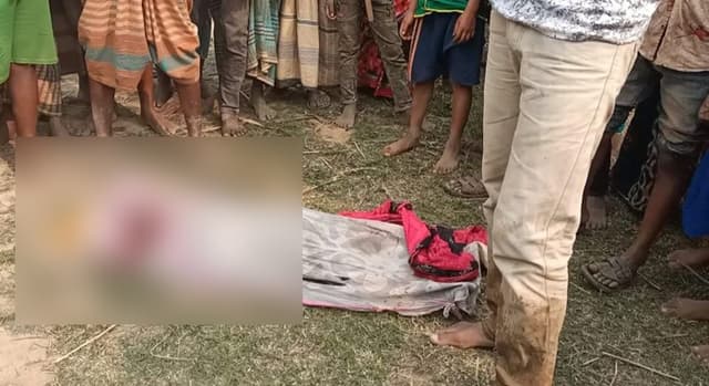 হাওরের বাঁধ নির্মাণ কাজের ট্রাক কেড়ে নিলো শিশুর প্রাণ