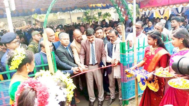 ঠাকুরগাঁওয়ে শহীদ কমরেড কম্পরাম সিংহ স্মৃতি কমপ্লেক্সের উদ্বোধন