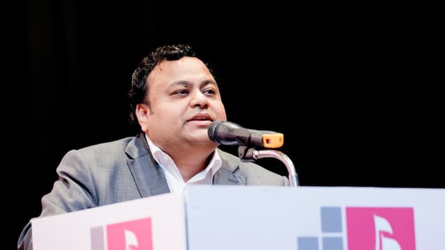 পদ্মা ব্যাংকের চেয়ারম্যান নাফিজ সরাফাতের পদত্যাগ