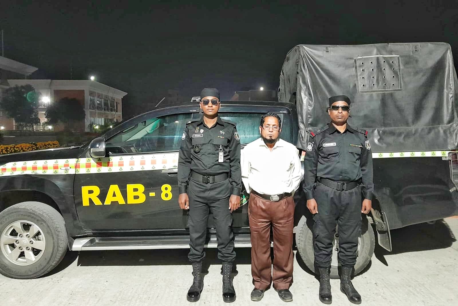 ঝালকাঠিতে এক বছরের সাজা থেকে বাঁচতে পলাতক ছিলো সাতাইশ বছর