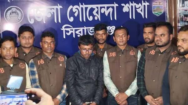 তাড়াশে তিন মার্ডার মামলার মূল হোতা রাজীবের দায় স্বীকার