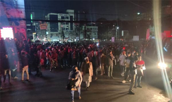 বরিশালে ফাতেমা সেন্টারে আগুন