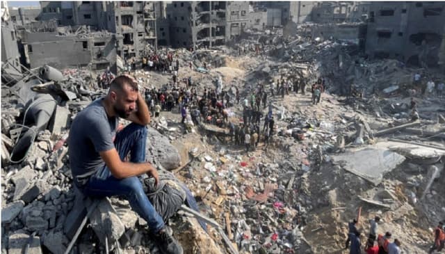 গাজায় নিহতের সংখ্যা ২৭ হাজার ছাড়ালো