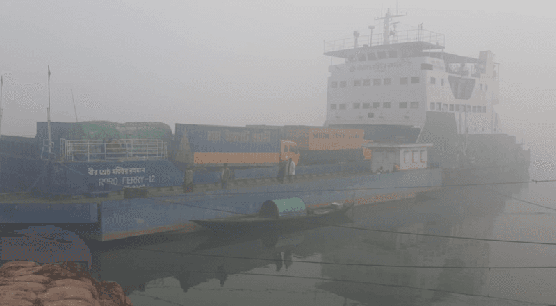 সাড়ে ১০ ঘণ্টা পর দৌলতদিয়া-পাটুরিয়া নৌরুটে ফেরি চলাচল স্বাভাবিক