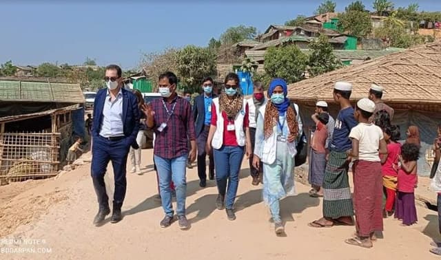 ফ্রান্সের রাষ্ট্রদূতের নেতৃত্বে ৬ সদস্যের প্রতিনিধি দল রোহিঙ্গা ক্যাম্প পরিদর্শন