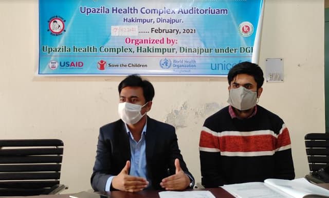 হিলিতে কোভিড-১৯ এর টিকাদানকারী স্বেচ্ছাসেবীদের প্রশিক্ষণ অনুষ্ঠিত