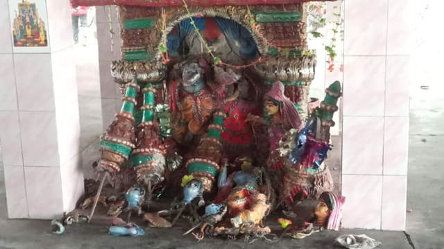 ঠাকুরগাঁওয়ে রাতের আধারে মন্দিরে প্রতিমা ভাঙচুর
