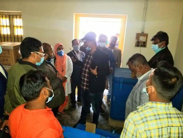 সরাইলে পৌঁছালো করোনার টিকা,দেওয়া হবে ৬ হাজার মানুষকে